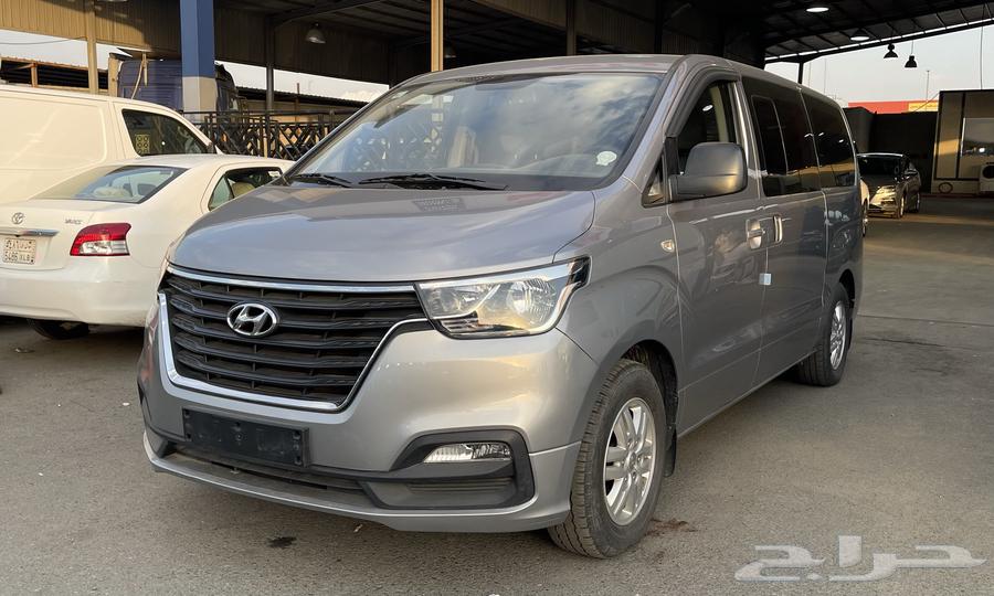 Hyundai H1 2019 diesel bus, 12 passengers (sold)63515573662850113