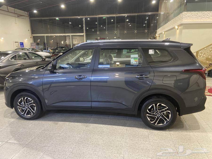 Kia Karends standard upgraded model 202563516264739585112
