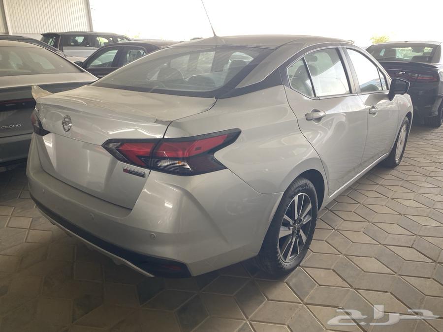 Nissan Sunny SL, fully loaded, Saudi version, 202363518556165251112