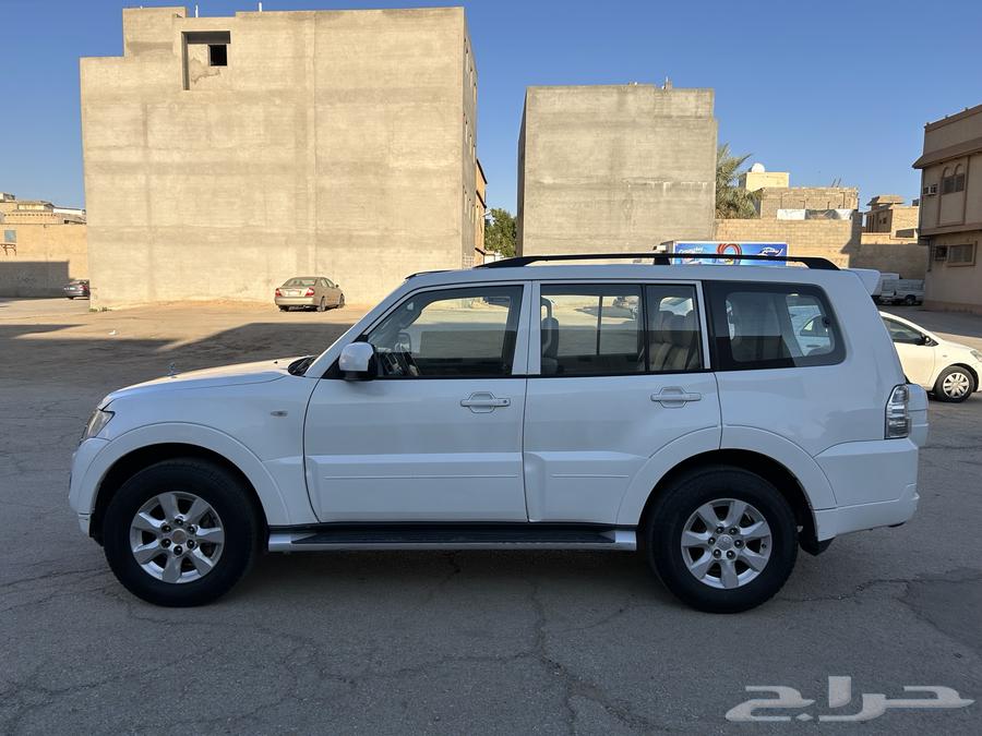 Pajero 2015 diesel63516785114370114