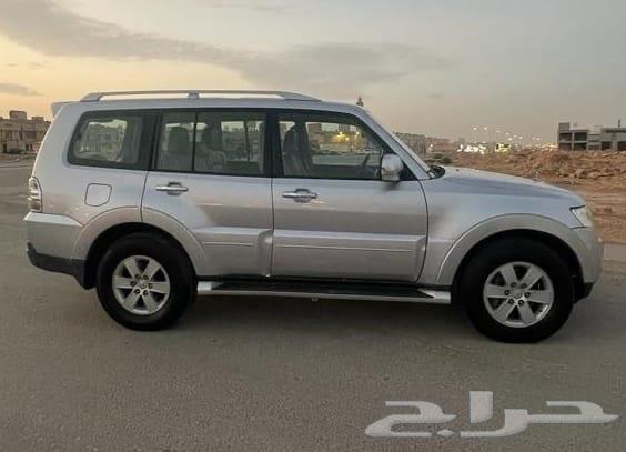 باجيرو دفلك للبيع او للبدل بسياره صغيره63519608150531111