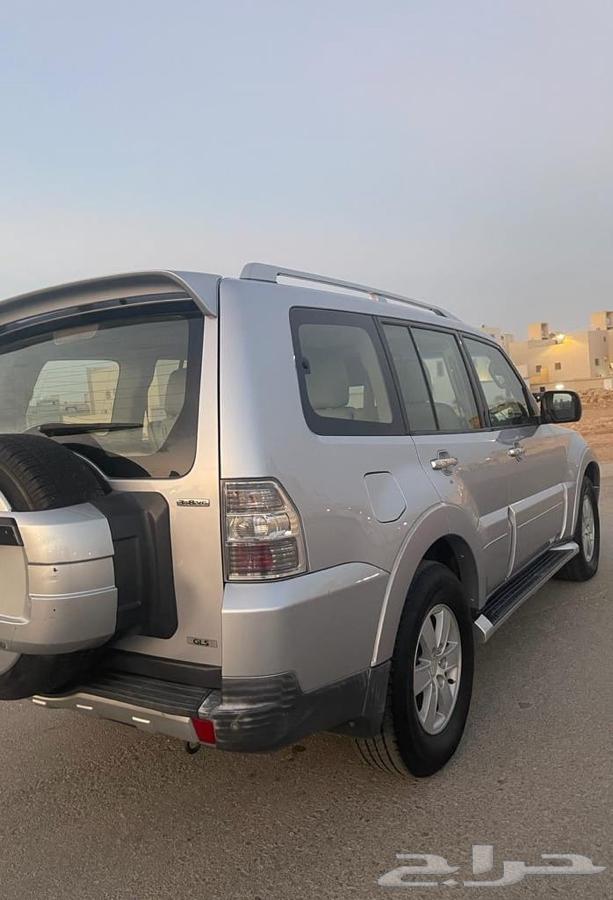 باجيرو دفلك للبيع او للبدل بسياره صغيره63519608150531112