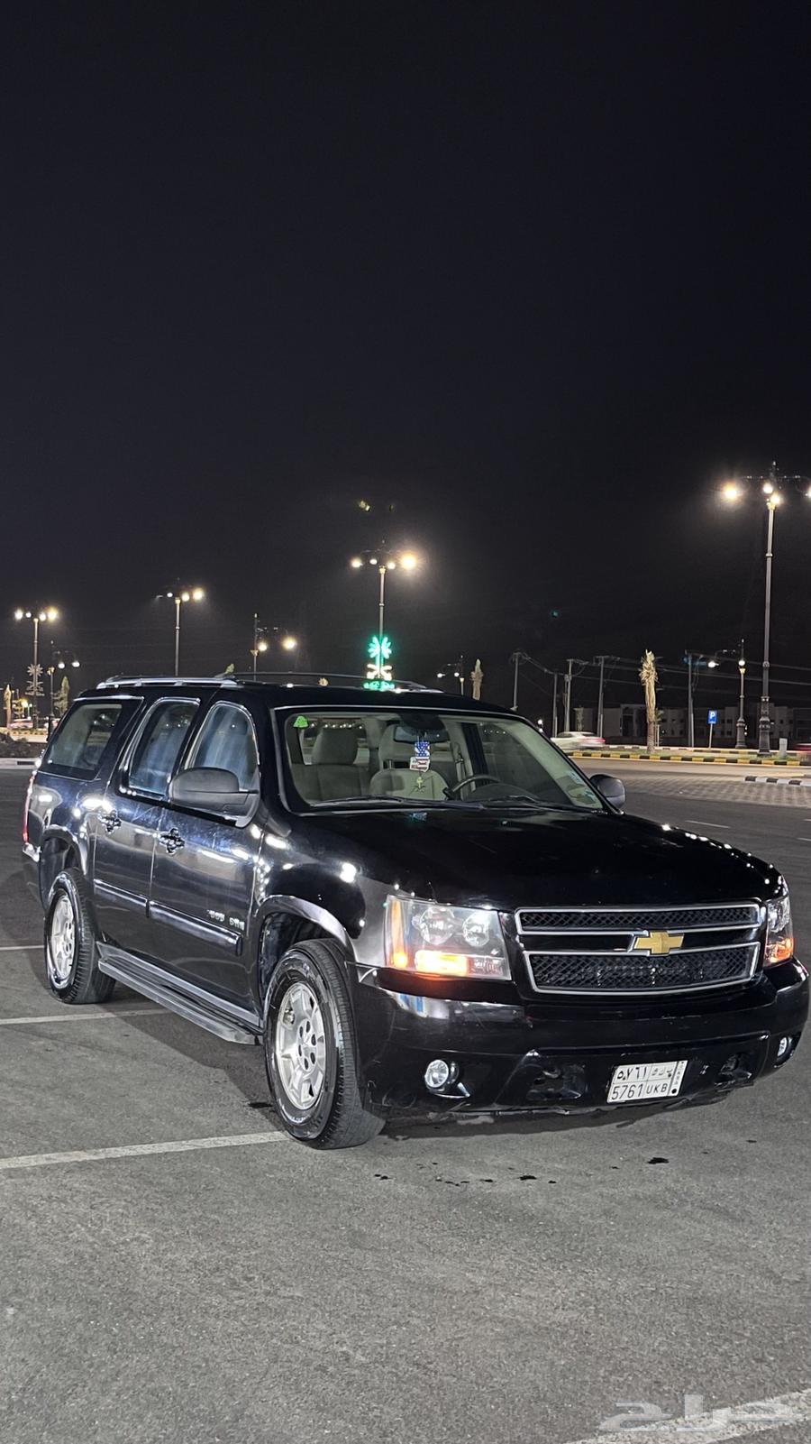 Taho 2012, mileage 265,000, has issues with gearbox and body, needs agency.63509384965379112