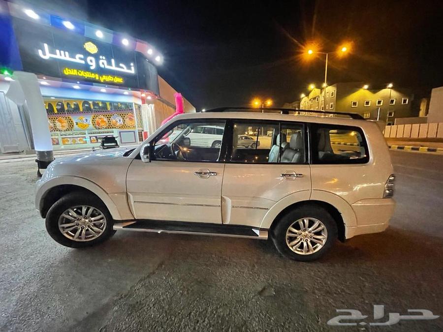 2016 Pajero full option63511260482819111