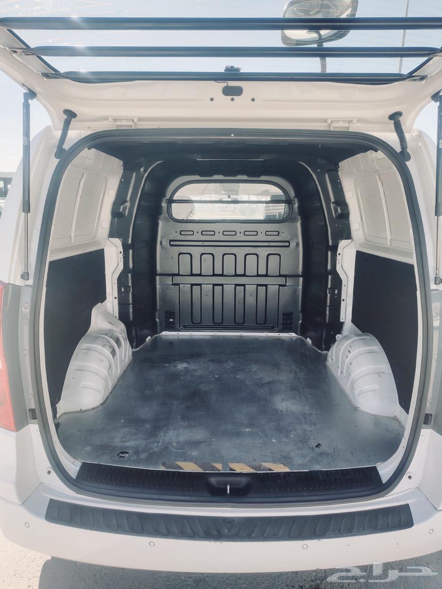 Hyundai H1 half cargo half passenger63511949569537111