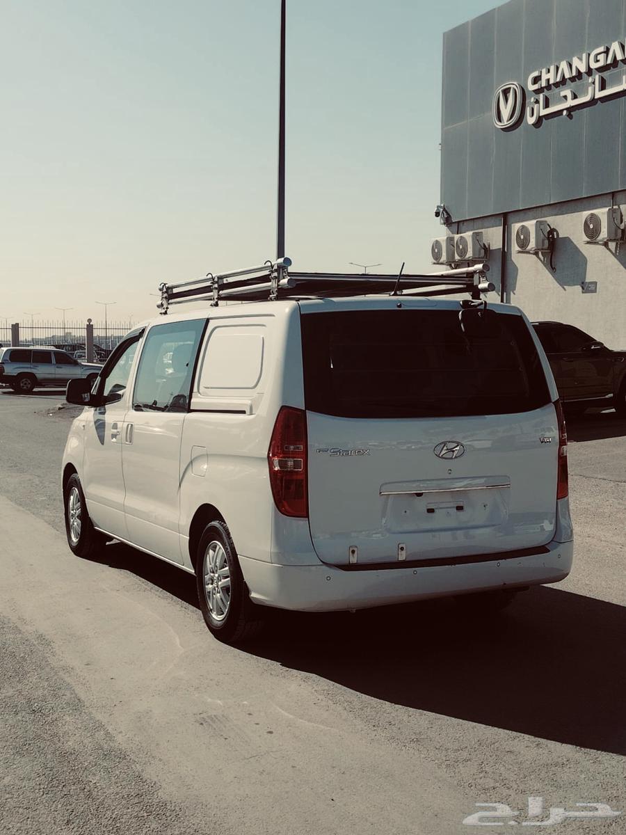 Hyundai H1 half cargo half passenger63511949569537112
