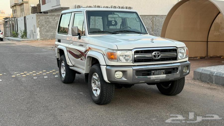 ربع تويوتا 2008 عداد 93.000 ( المدينة المنورة)635117828243221120