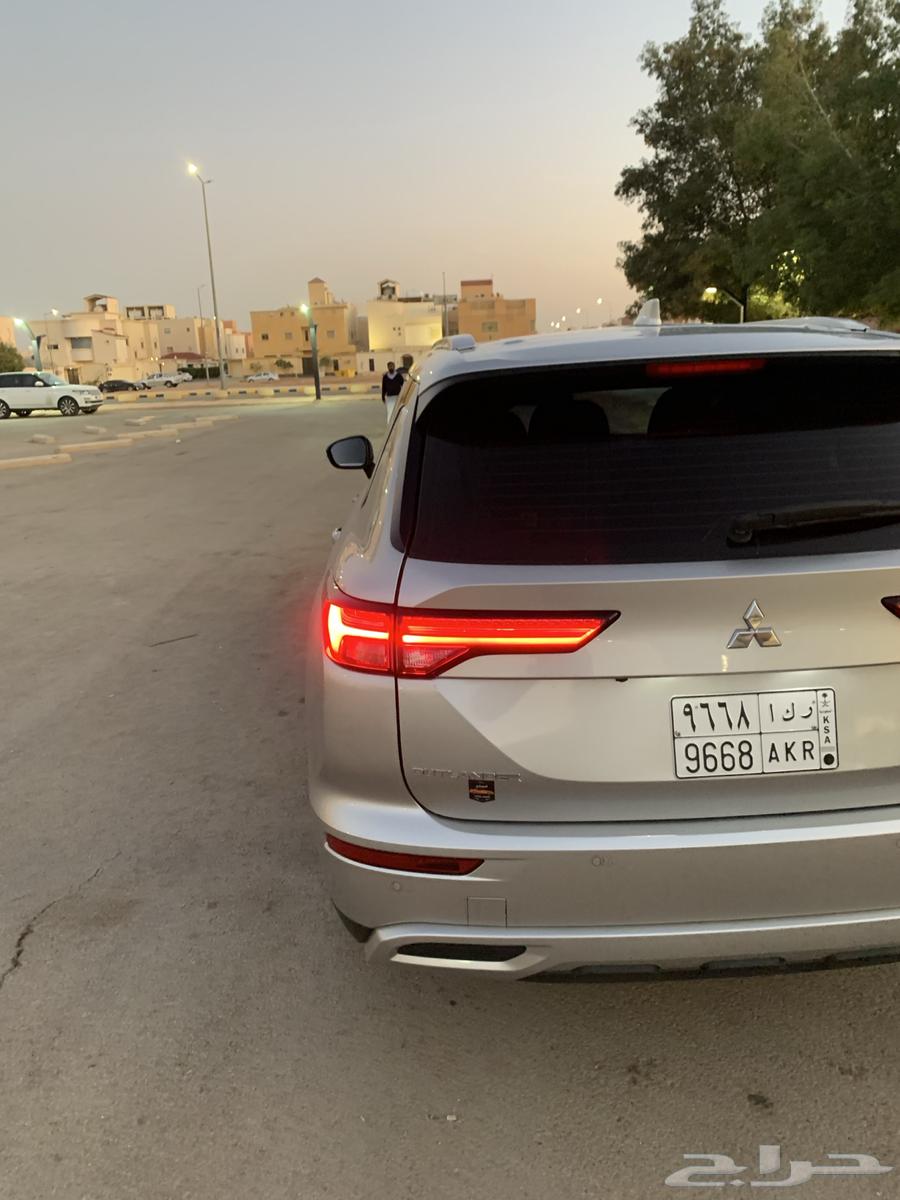 Mitsubishi Outlander 2023, mileage 4,350 only63512083381249112