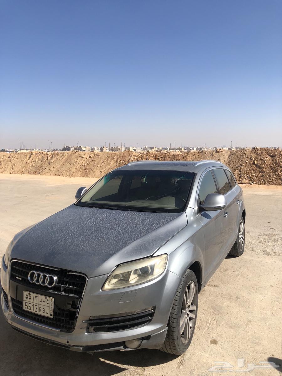 Audi Q7 Full Option63514137306753114