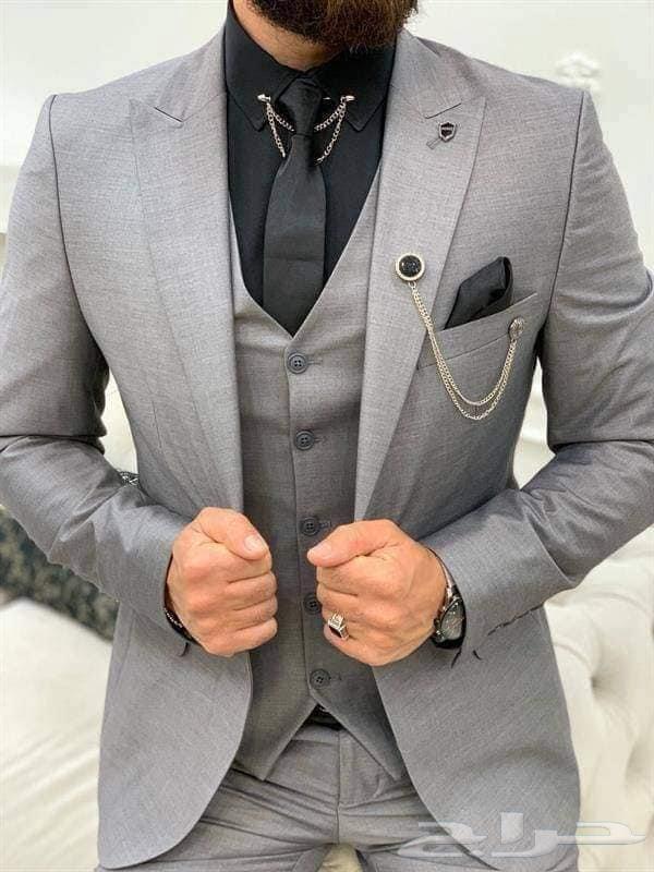 A formal suit with an attractive appearance63291048837377114