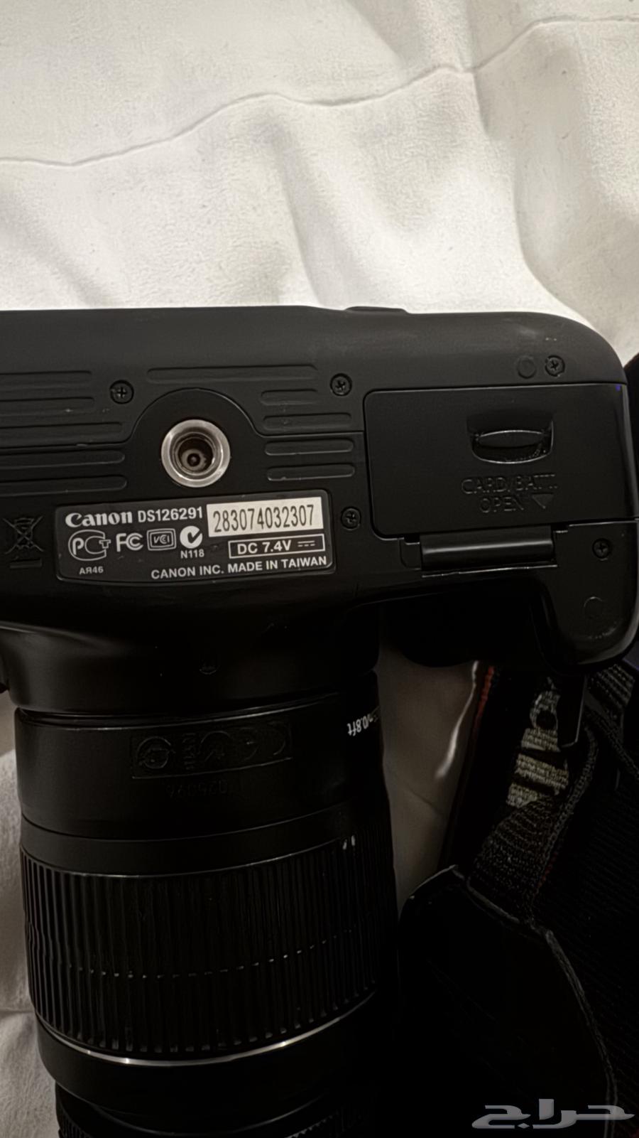 Canon EOS 1100 camera63289913091971113