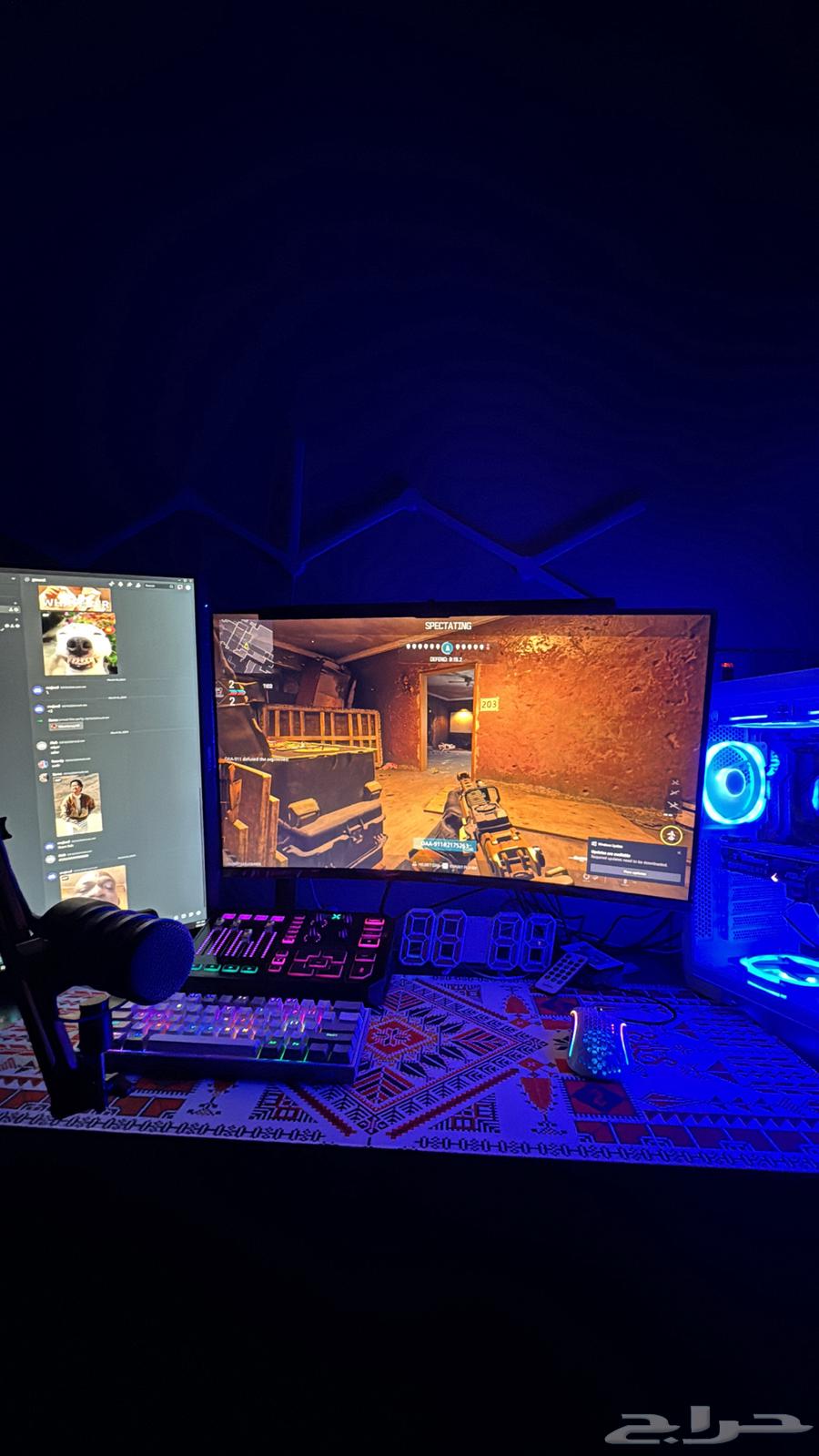 A high-spec computer that runs all games.63291773118339110