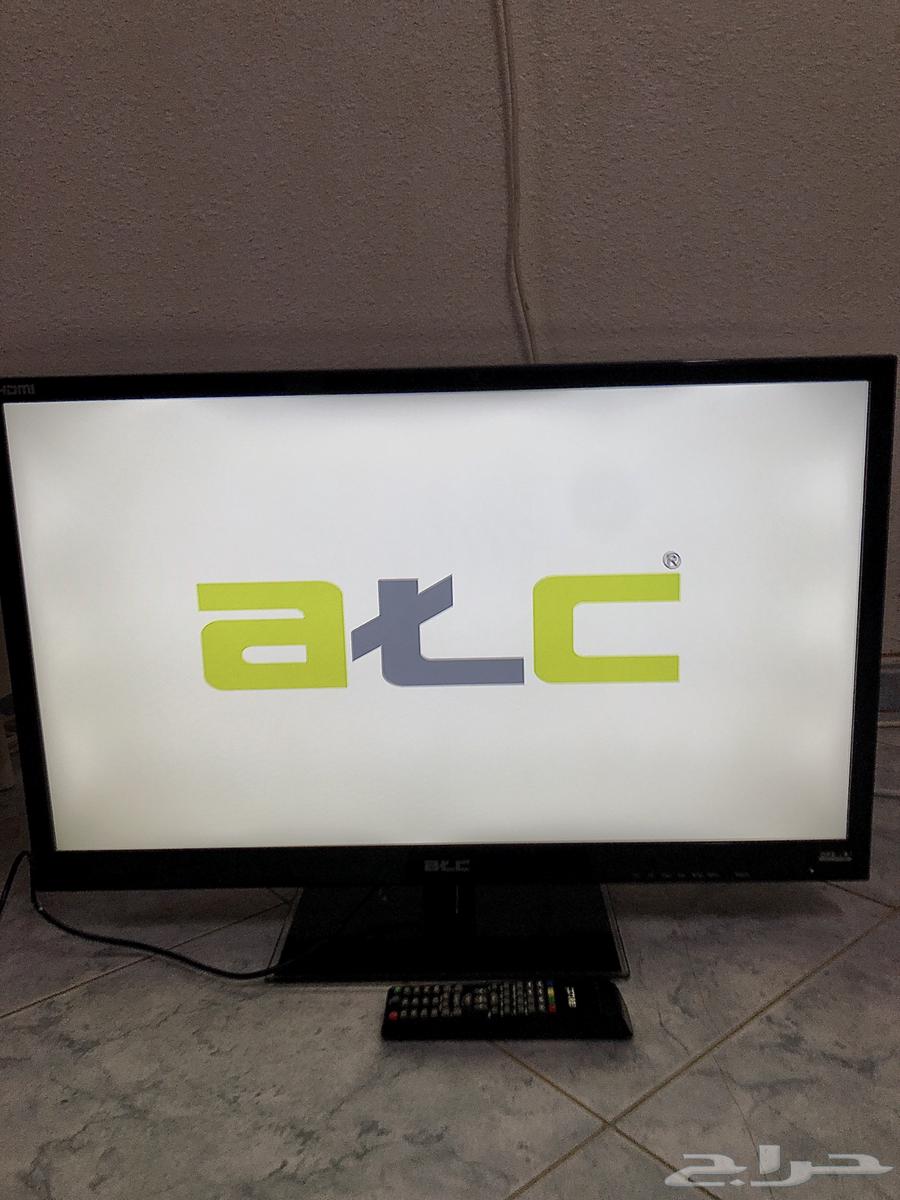 32-inch TV screen from Atc with remote control632910710311691125