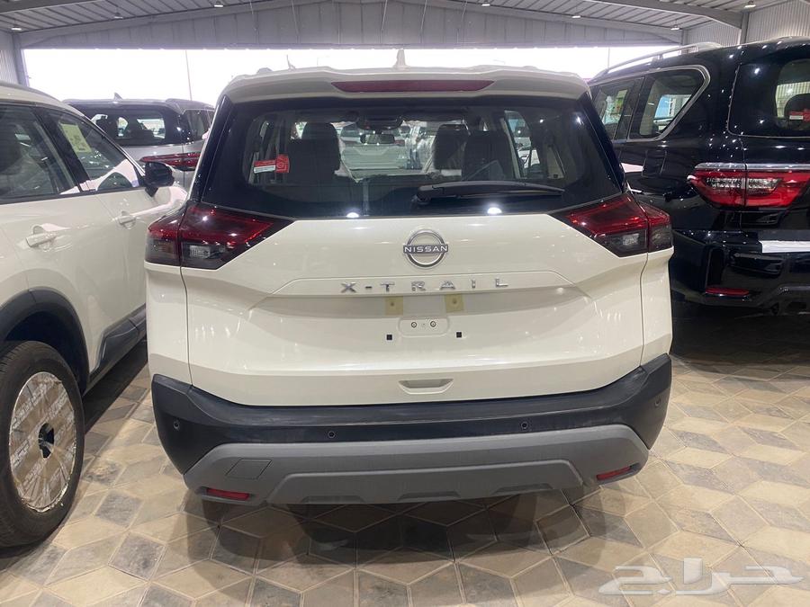Nissan X-Trail 5-seater standard Saudi 202463505483276033113