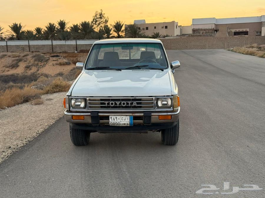 1988 model Hilux, LS1 engine, automatic transmission, petrol63503537799426111
