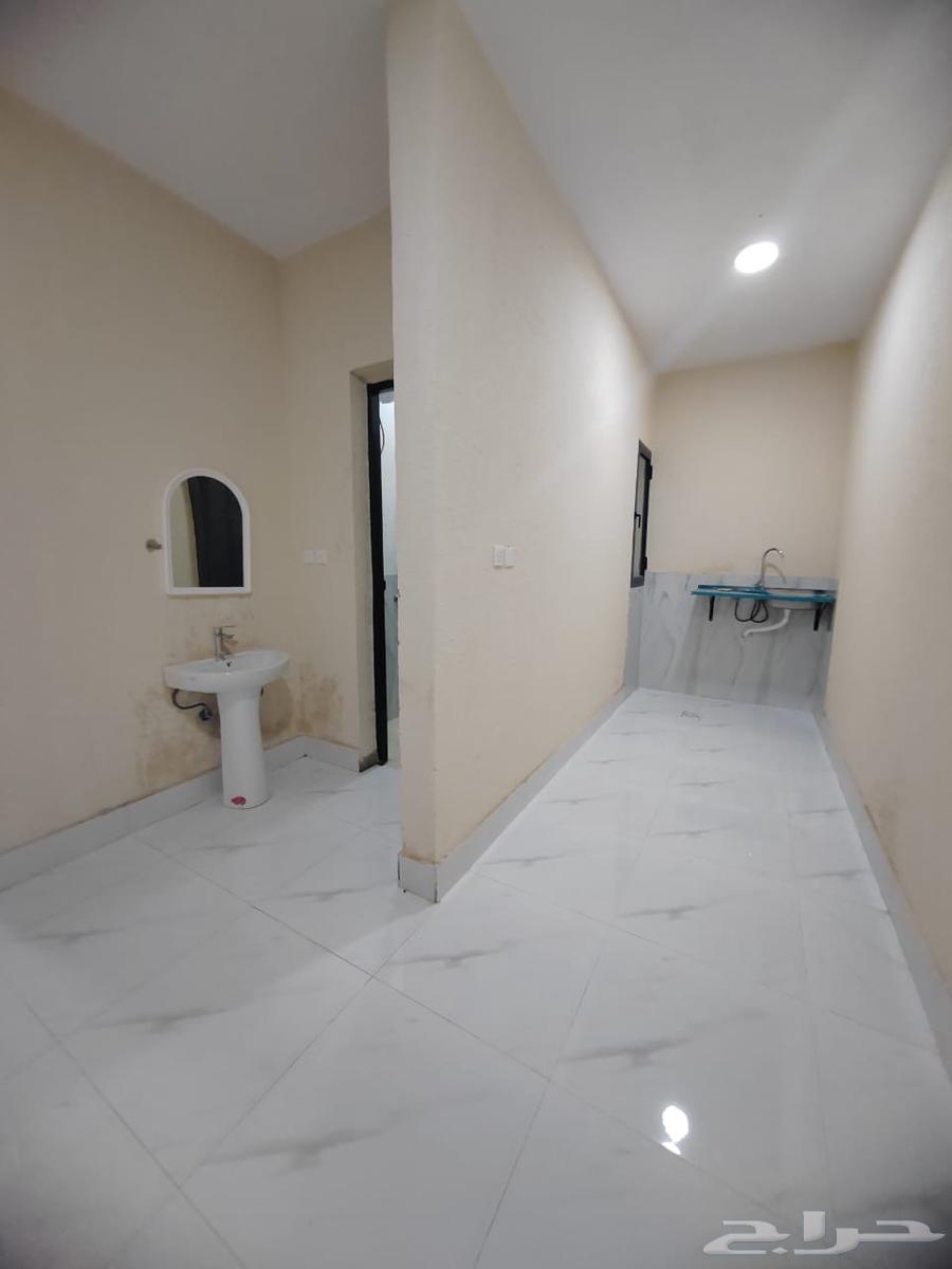 غرف واستراحات عزاب للايجار63006635343106113