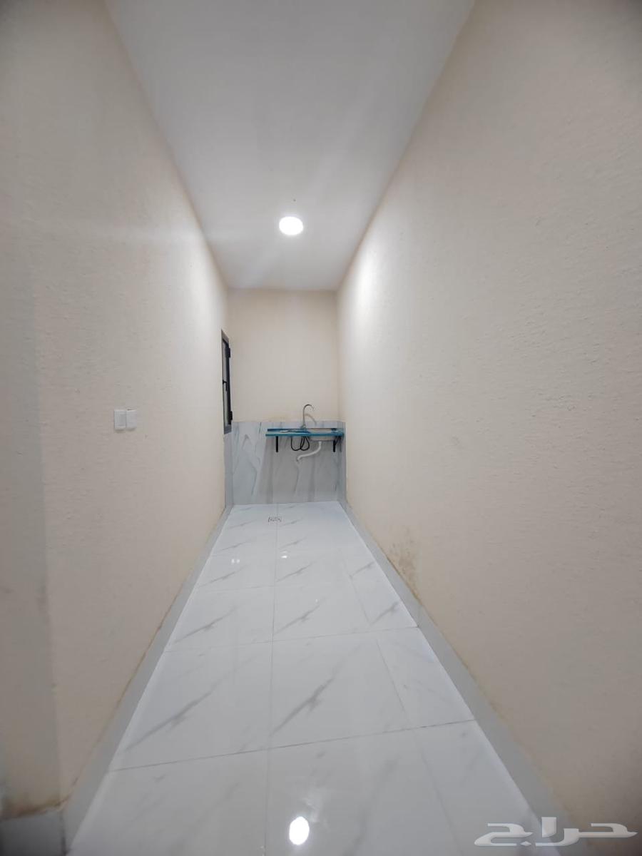 غرف واستراحات عزاب للايجار63006635343106112