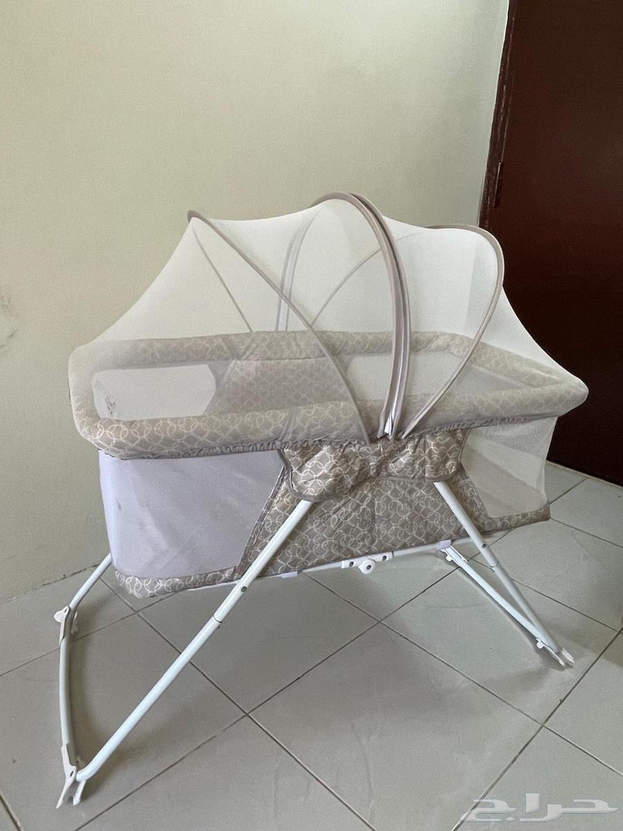 Children's bed  
Children's stroller63290026292098111