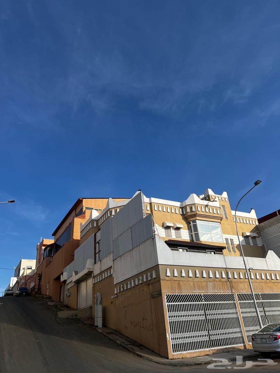 An opportunity for sale (residential and commercial building) behind Tufa7a Center - Abha63006635864322114