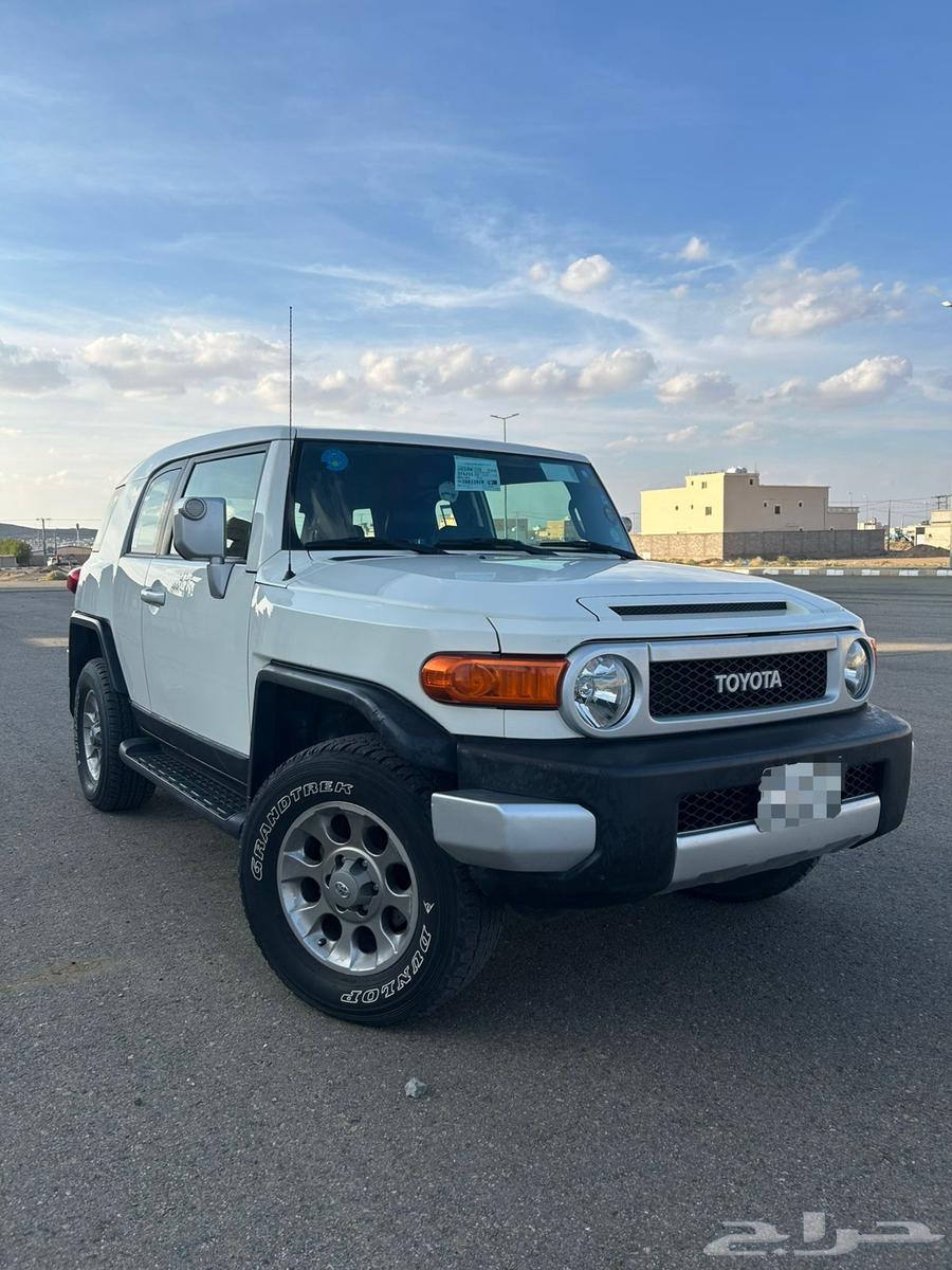 Toyota FJ 2011, very clean (sold outside the site, thanks to God)63495521104641111