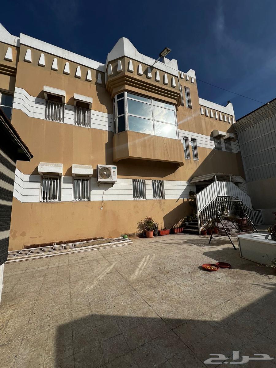 فرصة للبيع ( عمارة سكنية تجارية) خلف تفاحة سنتر - ابها630066358643221113
