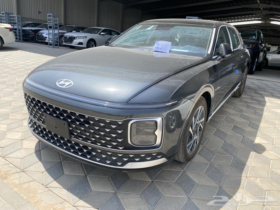 Hyundai Azera Classic Saudi 202563498633346817112