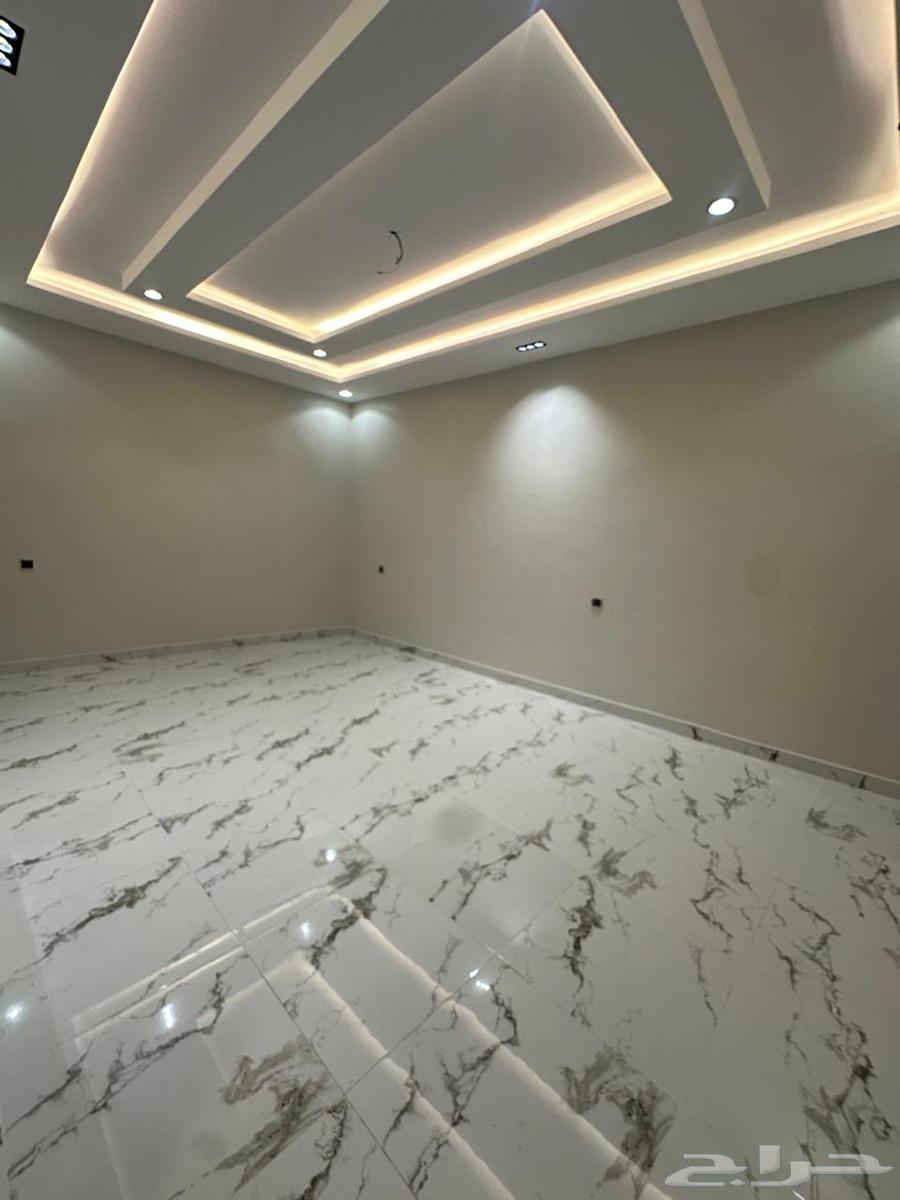 For sale: A role in Al-Hamra63006674545666111
