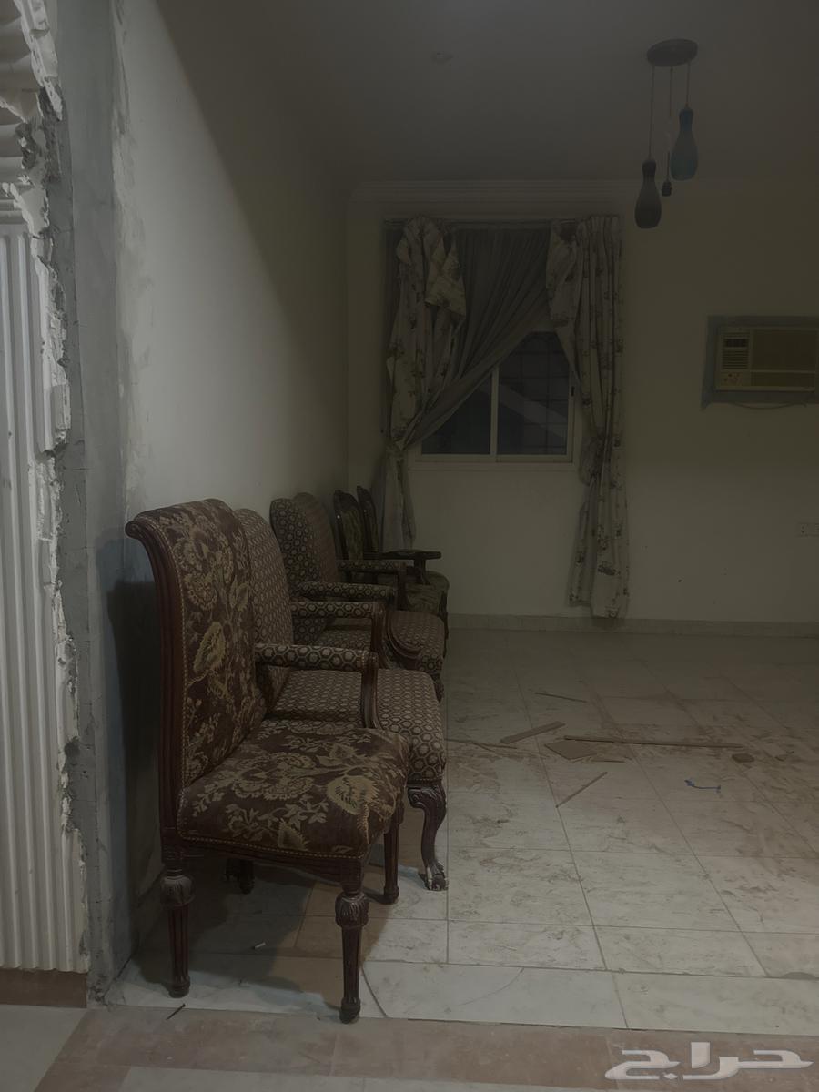 Riyadh, Al-Wadi neighborhood, Saman Street.  
Furniture for sale.  
Contact number63281375280001114