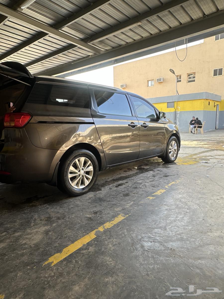Kia Carnival 2016 owner first63488369466883111