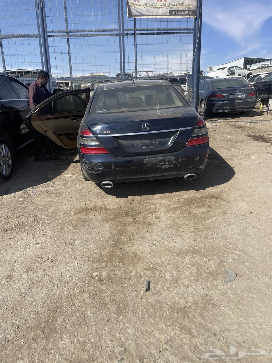 We have Mercedes 600 spare parts63487526462978111