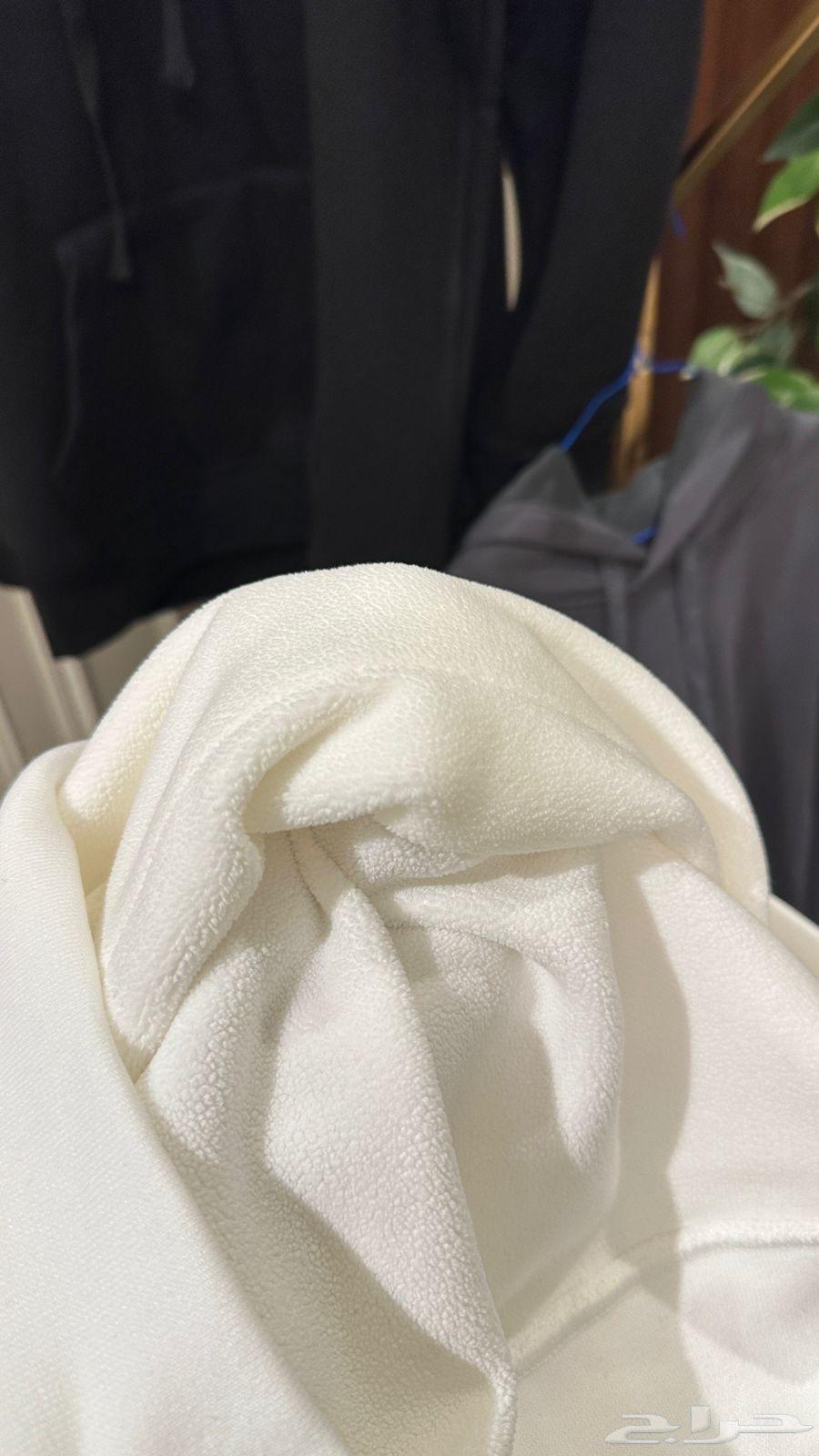 Winter coats with high quality lining and reasonable price, shipping and delivery available63281070341123111