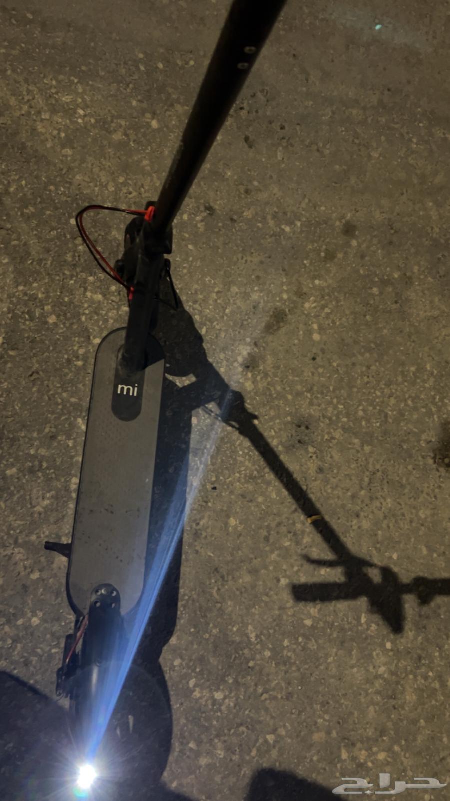 Electric scooter63279351583746114