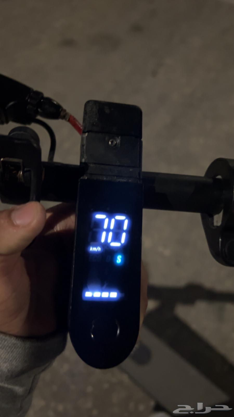 Electric scooter63279351583746112