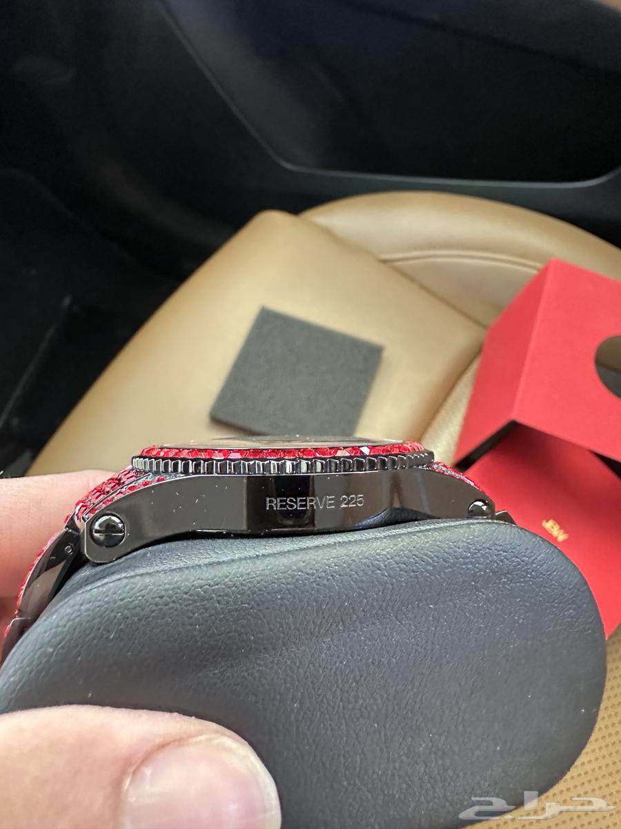Luxury men's watch63280123279873111
