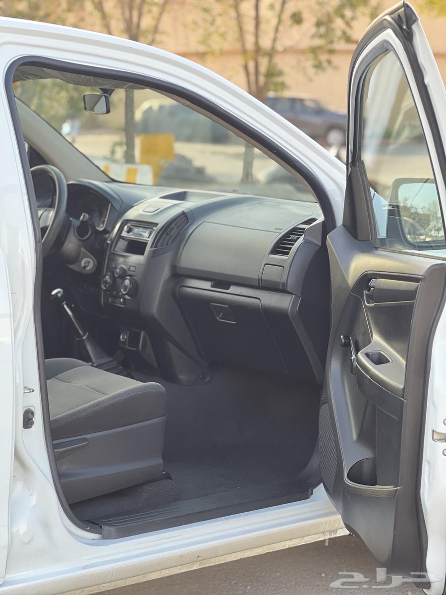 I want an Isuzu D-Max Gmaratin 2020 Isuzu63485684235137111