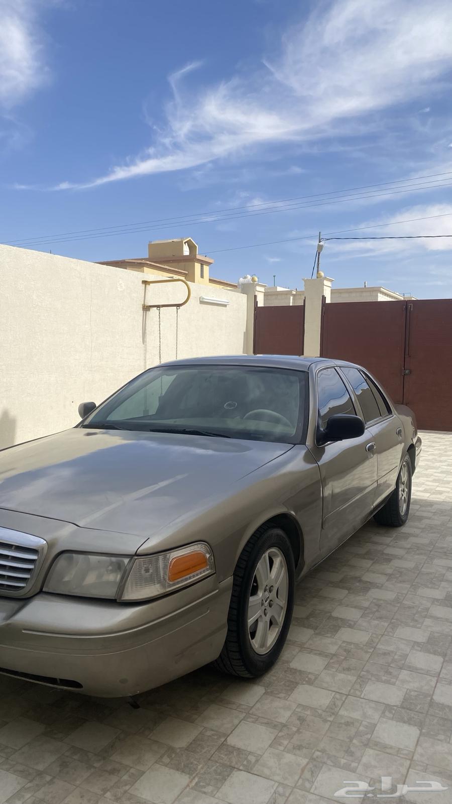 فورد كراون فكتوريا 200663475222436993112