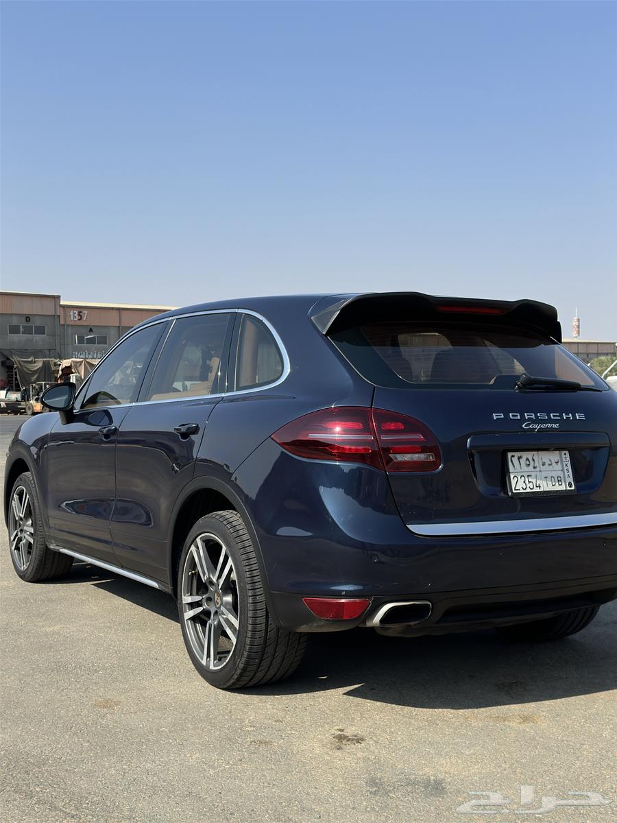 Porsche Cayenne 2012 S without hydraulic long engine63478616318083114