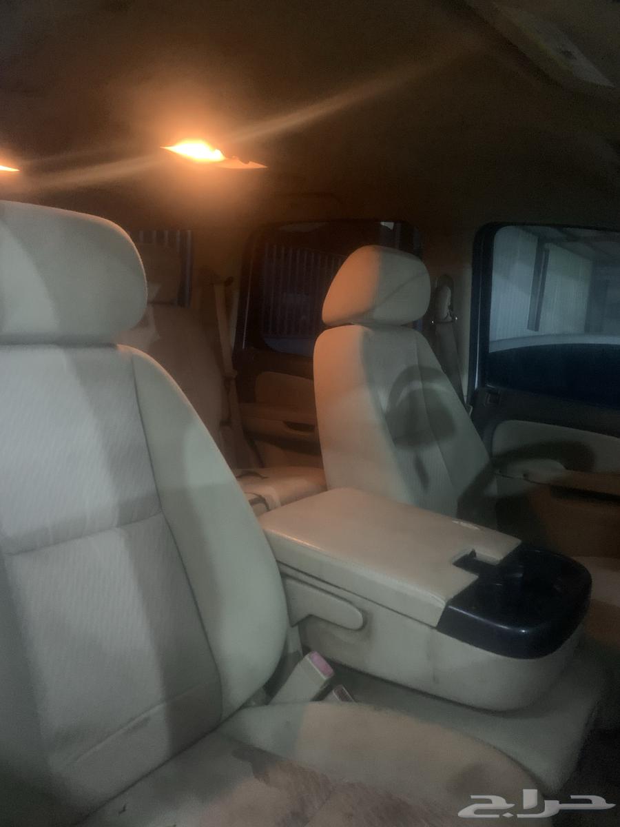 تاهو 2011 نضيف بدون دبل63478771616001112
