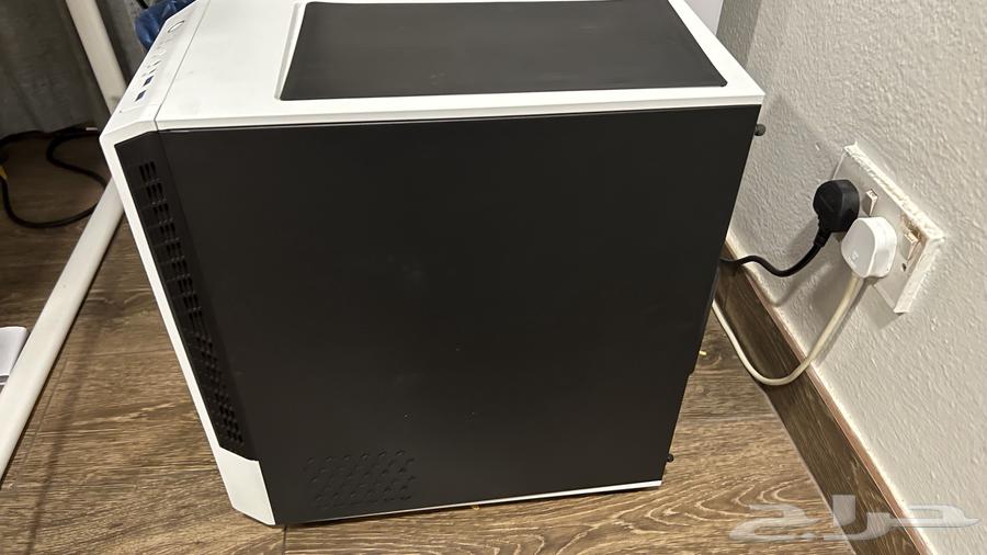 PC case, motherboard, and 10th generation i3 processor63277857538689113