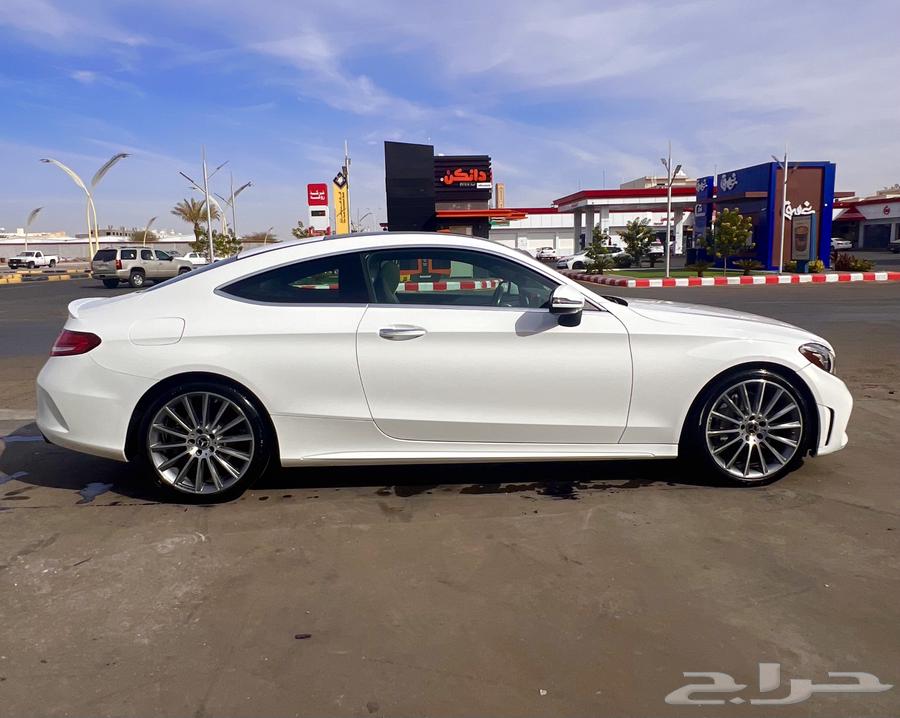 Mercedes C300 coupe model 201963480280089091117