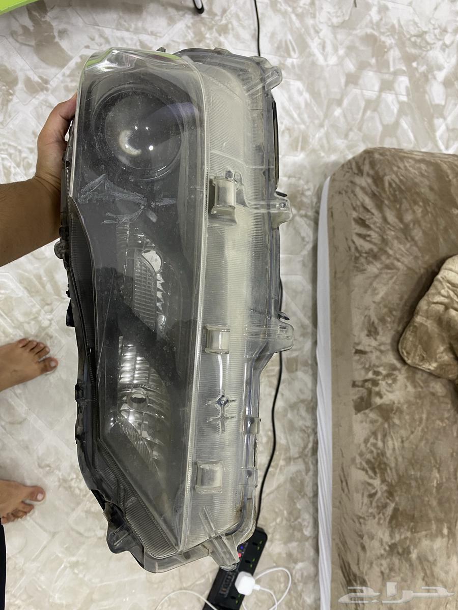 قطع غيار كورولا 2021 (رفرف عظمتين صدام شمعة مساعدخلفي يسار)63470072920963114