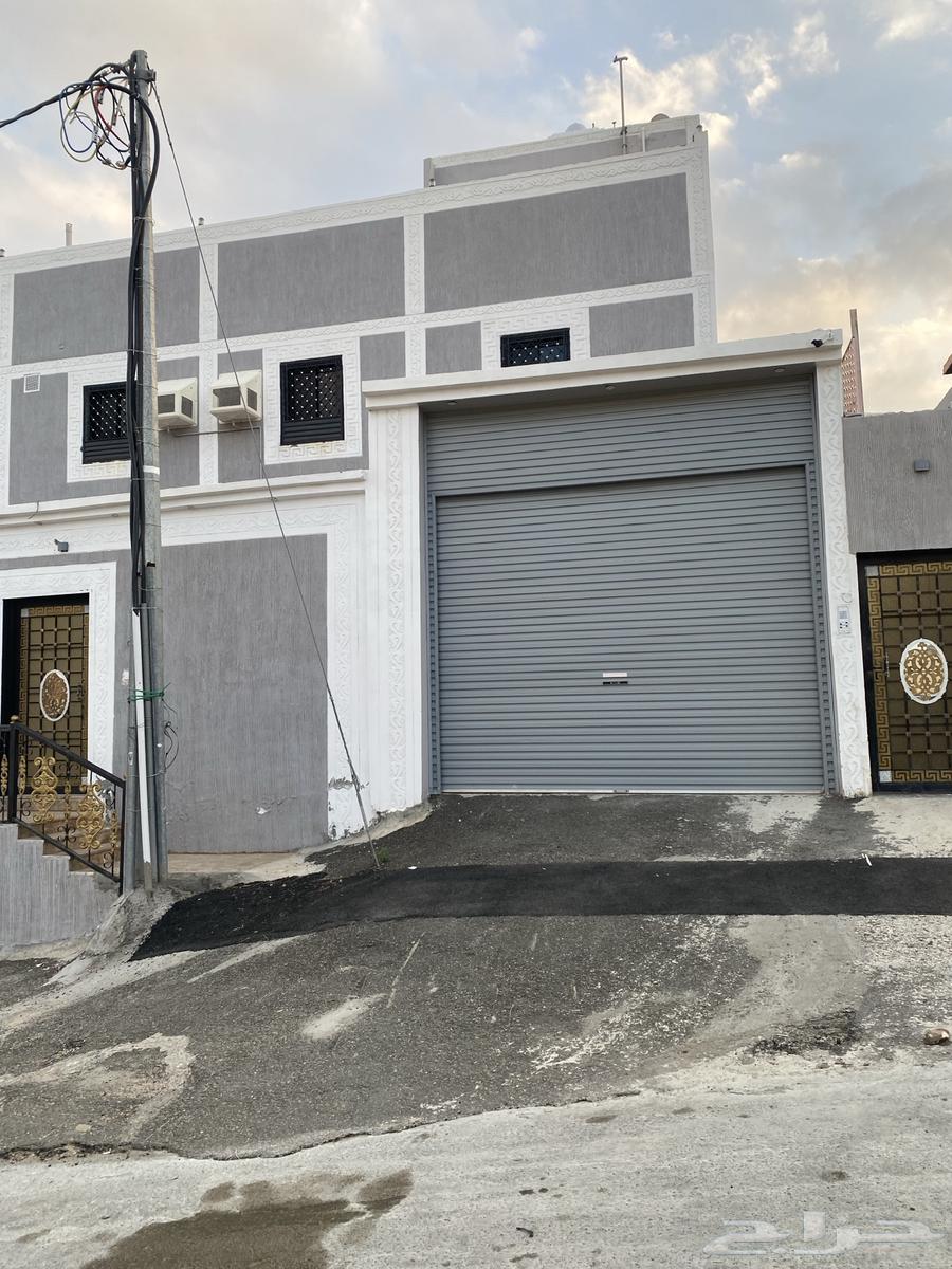 Two-story building with three apartments63006926339713113