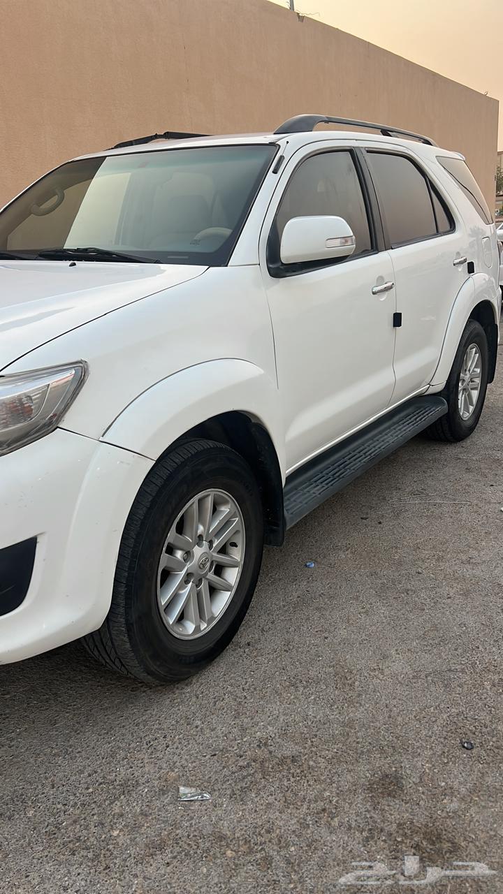 فورشينر 2012 ابيض فل كامل تماتيك 6 سلندر63475064647555112