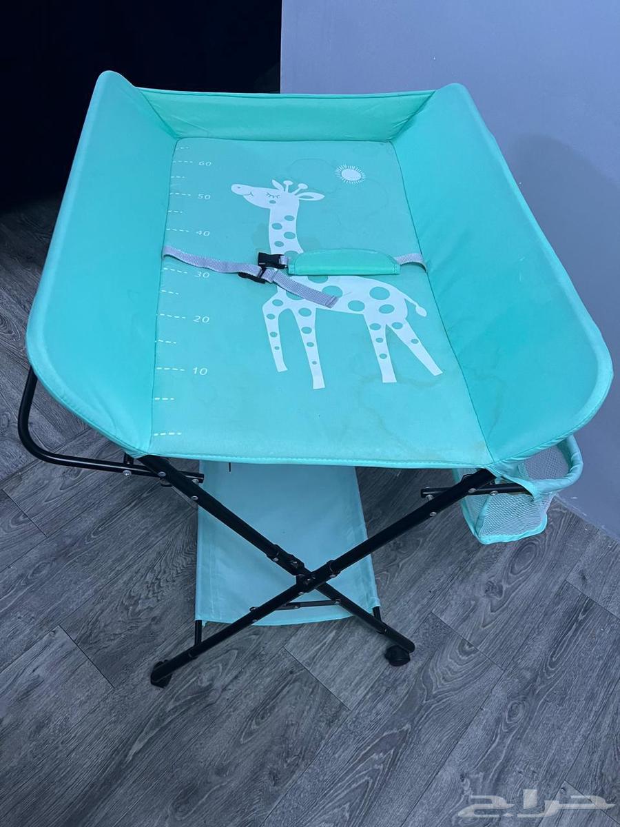 Baby changing table63275566807683110