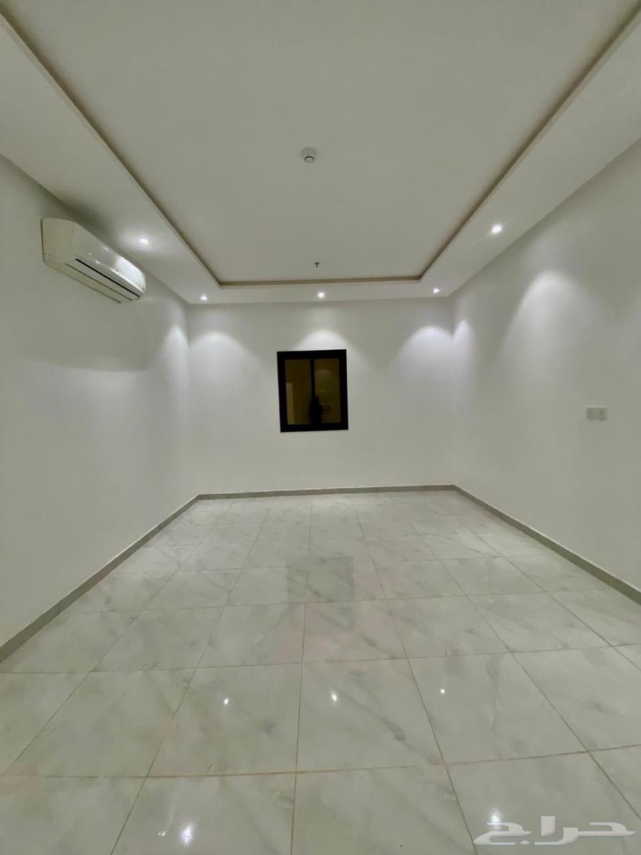 للإيجار شقه ارضيه في طويق بمساحة 141 متر63006892157699113