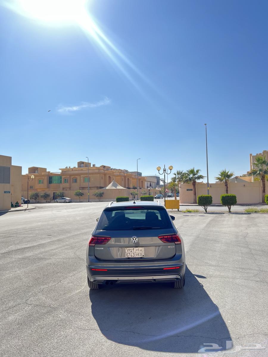 Volkswagen Tiguan with agency warranty63470088980867111