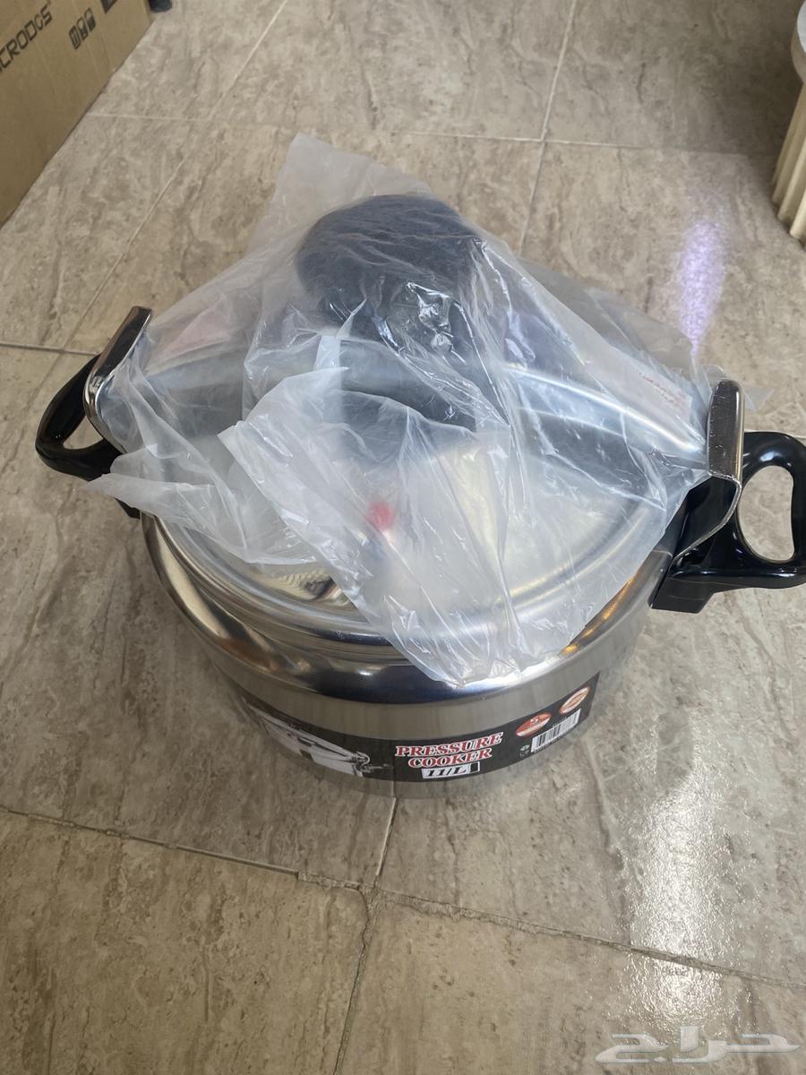 Hello, I need an 11-liter pressure cooker and gas with a new eye.63273489165315113