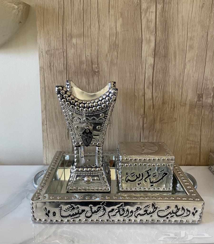 طقم ضيافة فخم مزين بتصميم ترحيبي63274202105475111