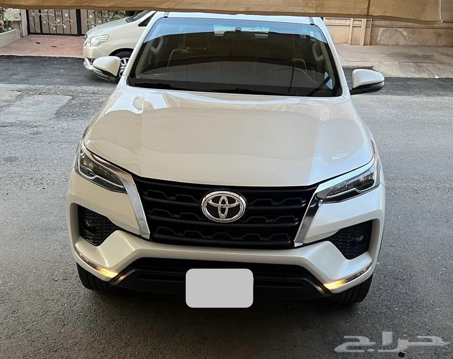 جيب فورشنر VX1 موديل 202363470090456323112
