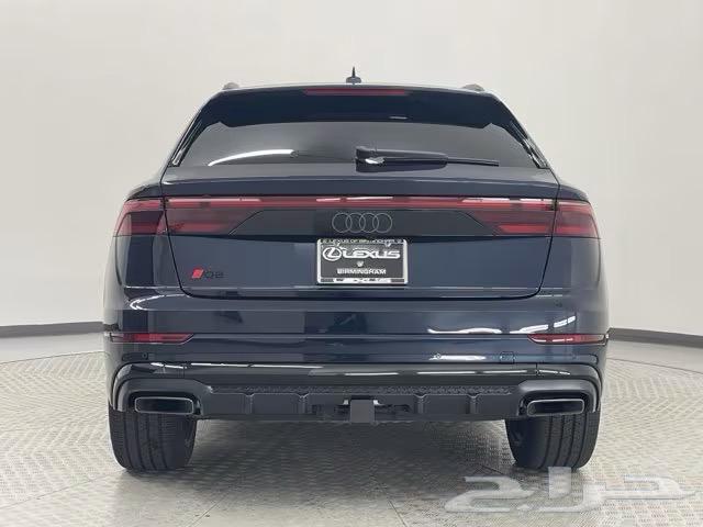 Audi Q8 2024 with 3D sound system at a special price63470093091330112